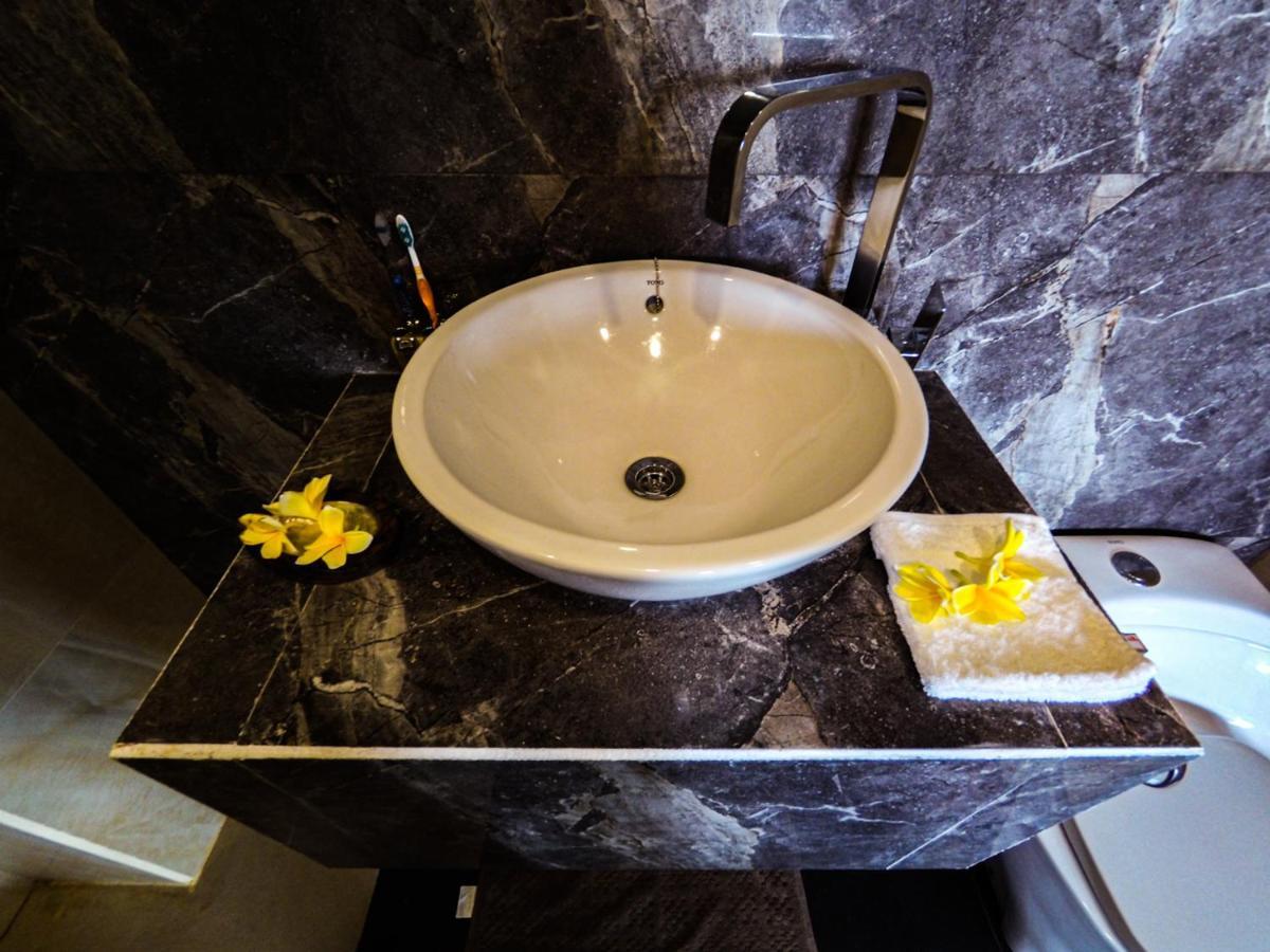 Jingga 111 Hotel Jimbaran Екстериор снимка